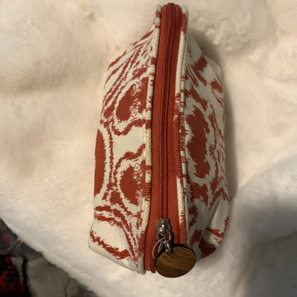 NWOT VS Cosmetic Bag